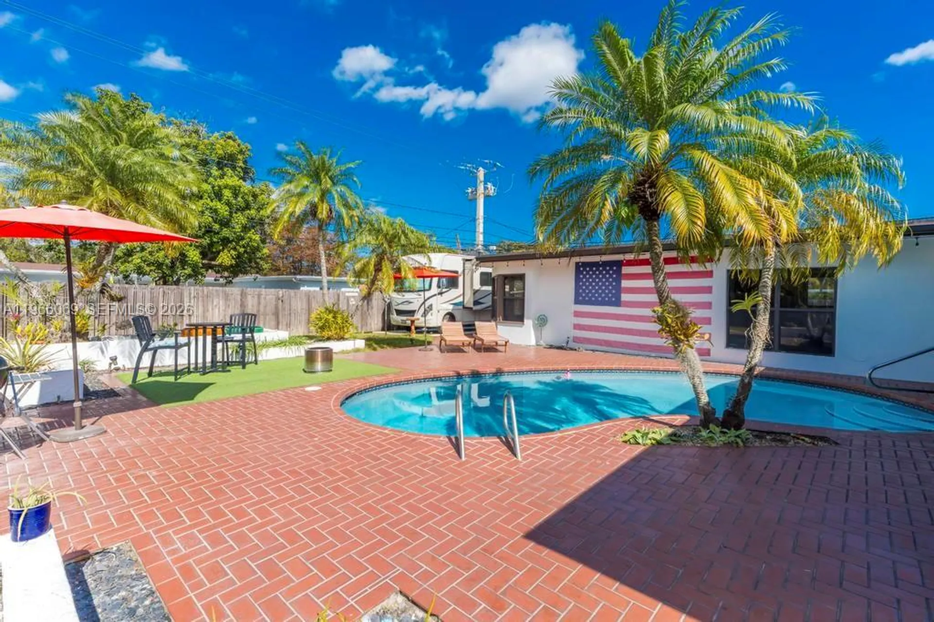 5201 Jefferson Street Hollywood FL 33021