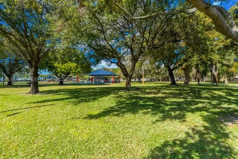 5201 Jefferson Street Hollywood FL 33021