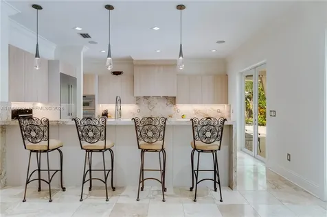 6235 Rolling Road Drive Pinecrest FL 33156