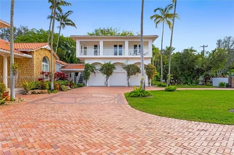 6235 Rolling Road Drive Pinecrest FL 33156