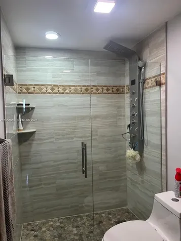 2840 Somerset Drive Lauderdale Lakes FL 33311