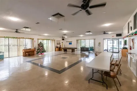 2840 Somerset Drive Lauderdale Lakes FL 33311