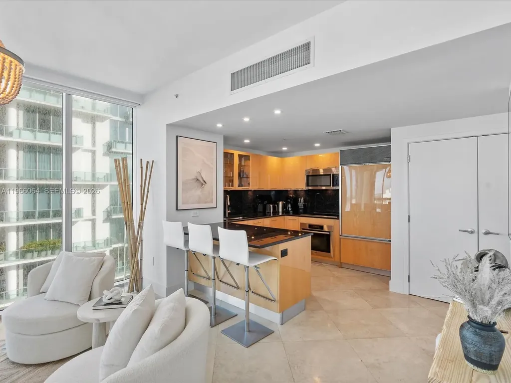 6899 Collins Avenue Miami Beach FL 33141