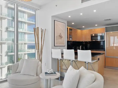 6899 Collins Avenue Miami Beach FL 33141