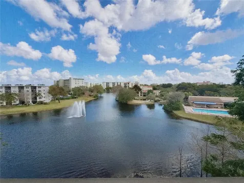 2334 S Cypress Bend Drive Pompano Beach FL 33069