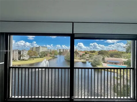 2334 S Cypress Bend Drive Pompano Beach FL 33069