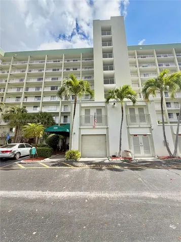 2334 S Cypress Bend Drive Pompano Beach FL 33069