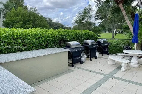 2334 S Cypress Bend Drive Pompano Beach FL 33069