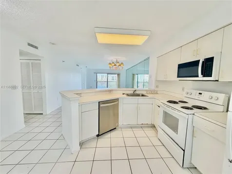 2334 S Cypress Bend Drive Pompano Beach FL 33069