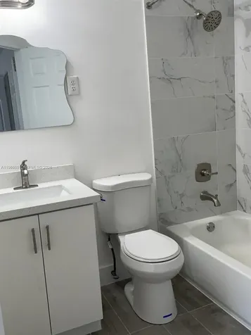 5725 NW 114th Path Doral FL 33178