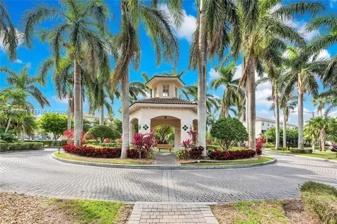 5725 NW 114th Path Doral FL 33178