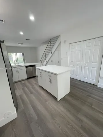 5725 NW 114th Path Doral FL 33178