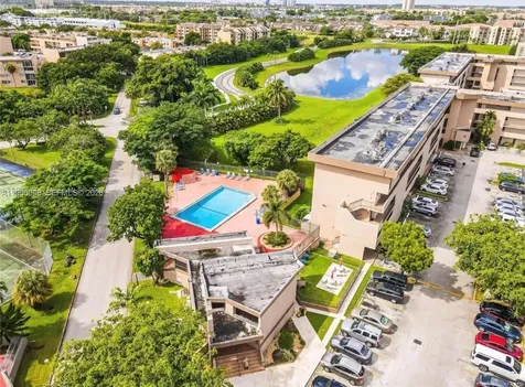 830 NW 87th Avenue Miami FL 33172