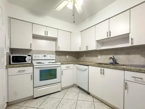 9225 Collins Avenue Surfside FL 33154