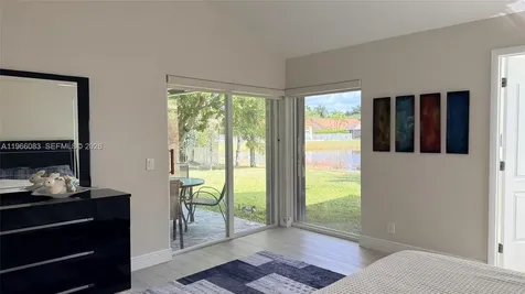 582 Spinnaker Weston FL 33326