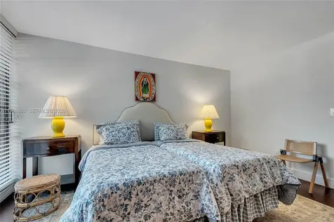100 Ocean Lane Drive Key Biscayne FL 33149