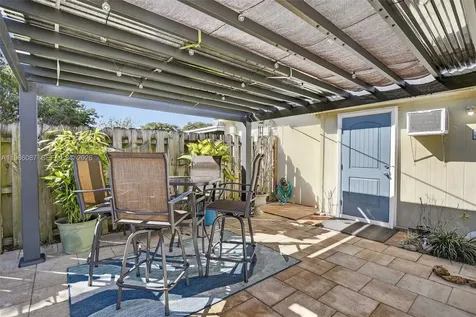 4998 SW 92nd Terrace Cooper City FL 33328