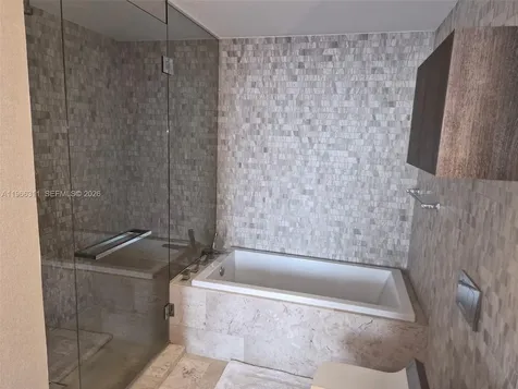 88 SW 7th Street Miami FL 33130