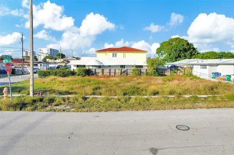 345 SW 36th Avenue Miami FL 33135