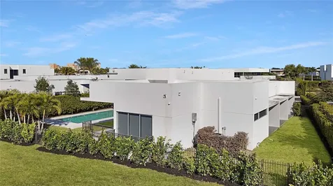 16582 S Botaniko Drive S Weston FL 33326