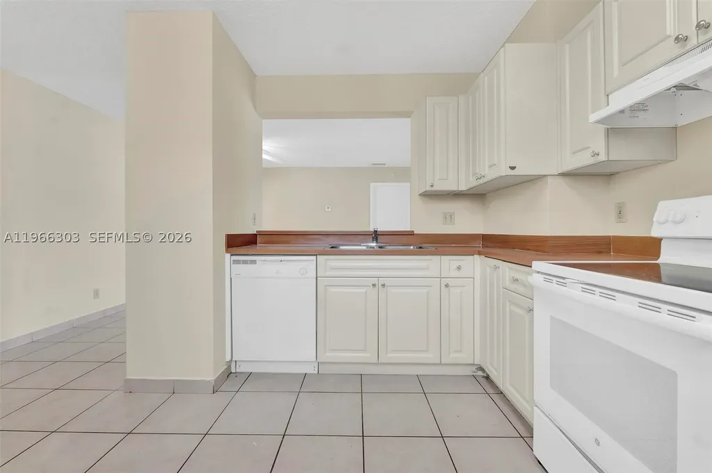12272 Royal Palm Boulevard Coral Springs FL 33065