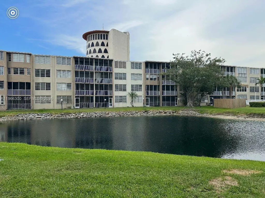 1700 NE 191st Street Miami FL 33179