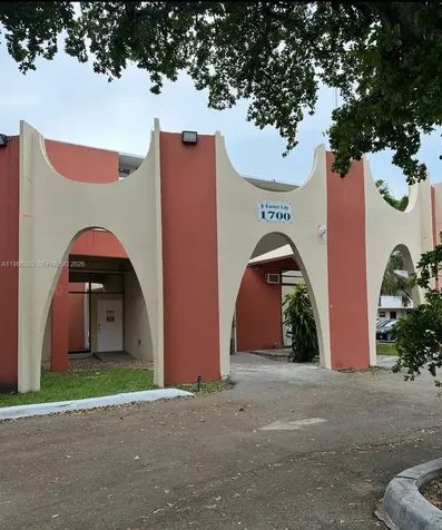 1700 NE 191st Street Miami FL 33179