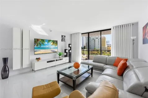 3300 NE 191st Street Aventura FL 33180