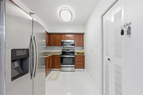 3300 NE 191st Street Aventura FL 33180