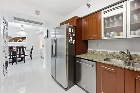 3300 NE 191st Street Aventura FL 33180