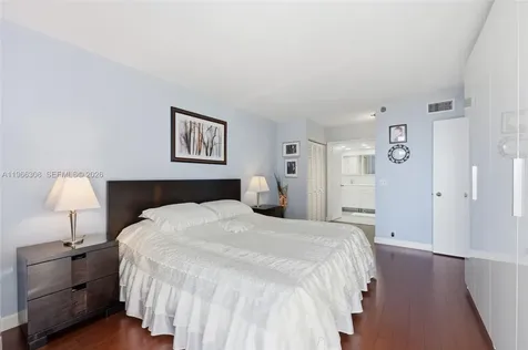 3300 NE 191st Street Aventura FL 33180