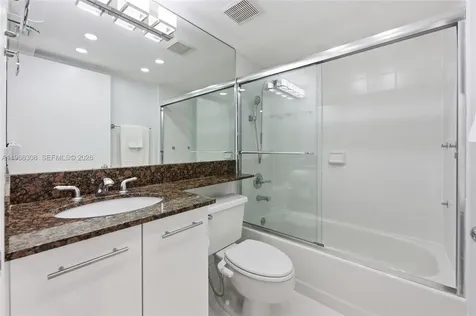 3300 NE 191st Street Aventura FL 33180