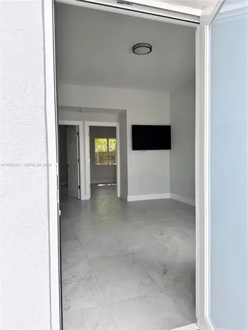842 SW 14th Avenue Miami FL 33135