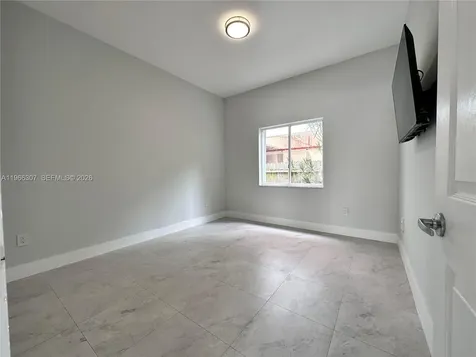 842 SW 14th Avenue Miami FL 33135