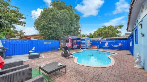 5720 SW 39th Street West Park FL 33023