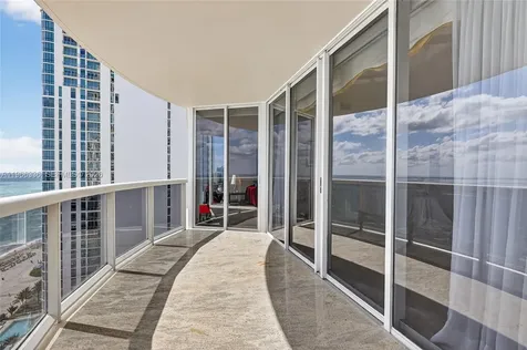 17555 Collins Avenue Sunny Isles Beach FL 33160
