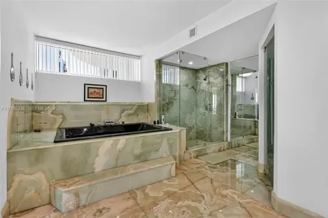 17555 Collins Avenue Sunny Isles Beach FL 33160
