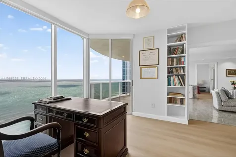 17555 Collins Avenue Sunny Isles Beach FL 33160