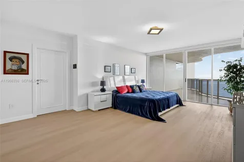 17555 Collins Avenue Sunny Isles Beach FL 33160