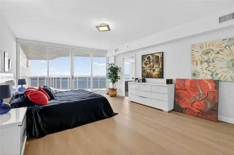 17555 Collins Avenue Sunny Isles Beach FL 33160