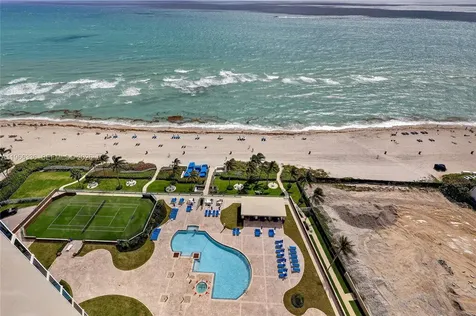 17555 Collins Avenue Sunny Isles Beach FL 33160