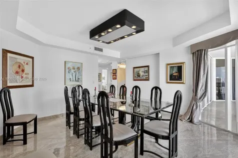 17555 Collins Avenue Sunny Isles Beach FL 33160