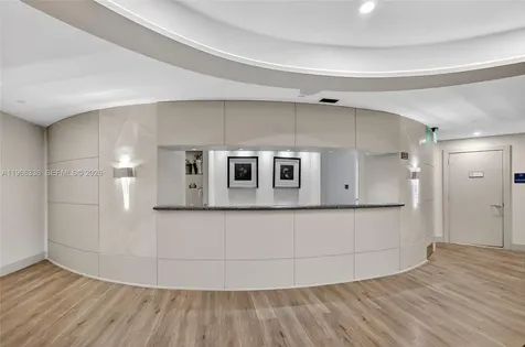 17555 Collins Avenue Sunny Isles Beach FL 33160