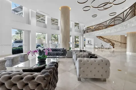 17555 Collins Avenue Sunny Isles Beach FL 33160