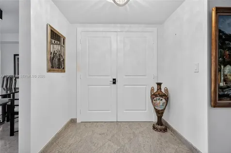 17555 Collins Avenue Sunny Isles Beach FL 33160