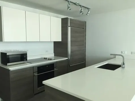 1100 S Miami Avenue Miami FL 33130