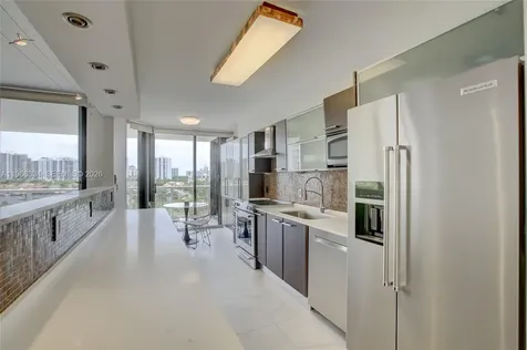 3600 Yacht Club Drive Aventura FL 33180