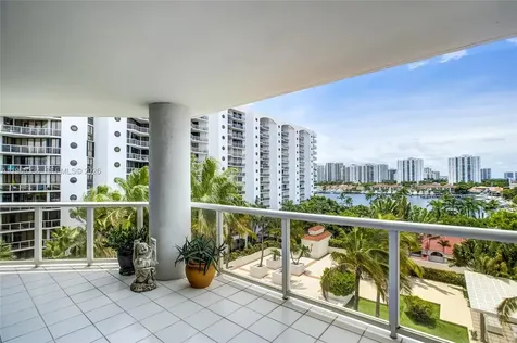 3600 Yacht Club Drive Aventura FL 33180