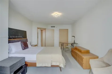 3600 Yacht Club Drive Aventura FL 33180