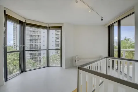 3600 Yacht Club Drive Aventura FL 33180